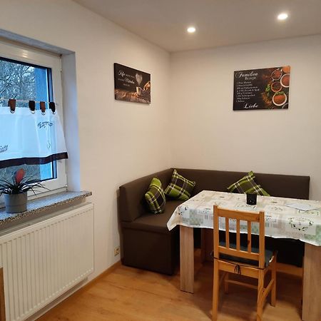 Sarah Klein Aber Fein Apartment Wellesweiler Luaran gambar