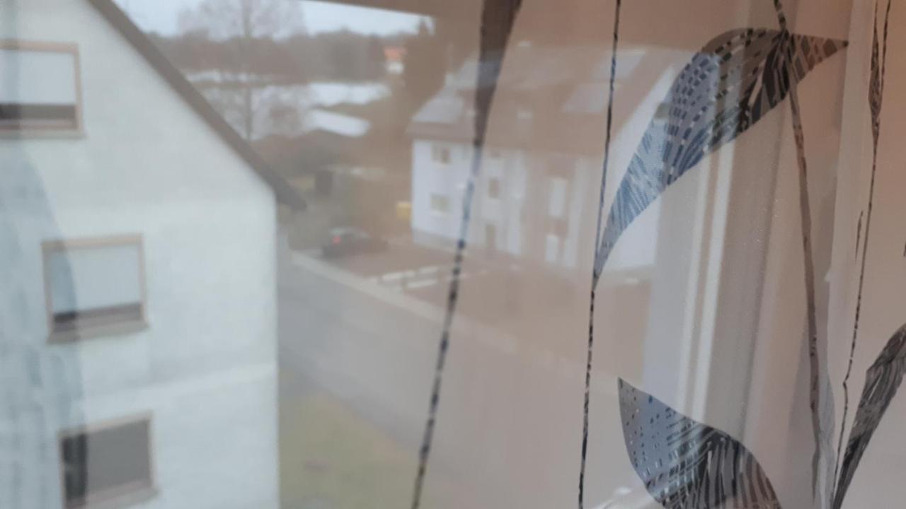 Sarah Klein Aber Fein Apartment Wellesweiler Luaran gambar