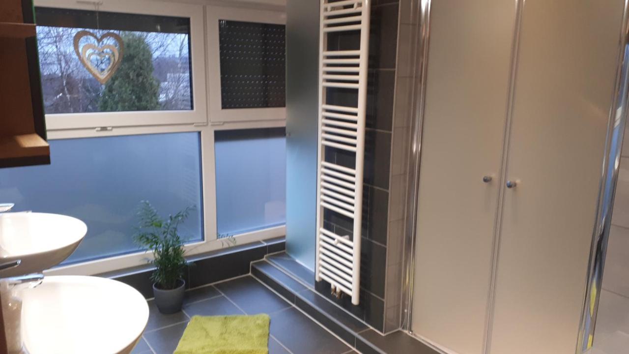 Sarah Klein Aber Fein Apartment Wellesweiler Luaran gambar