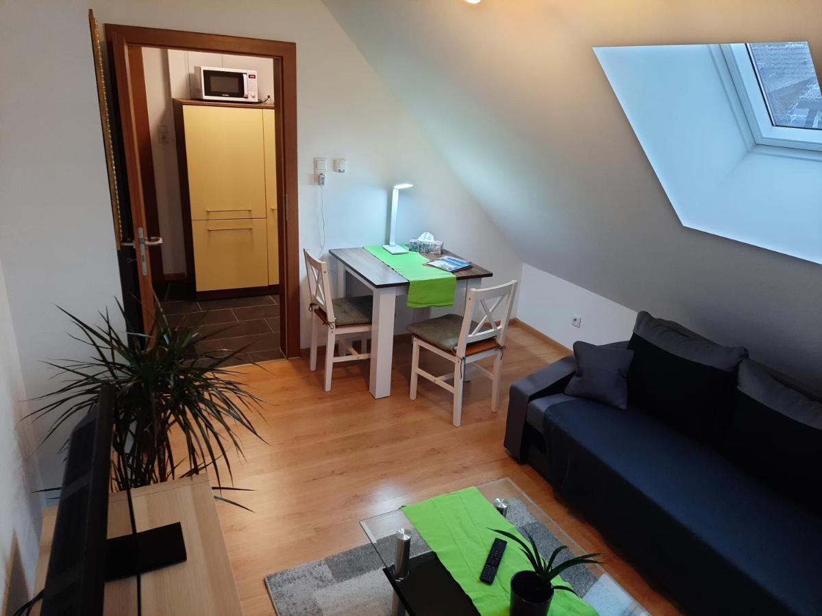 Sarah Klein Aber Fein Apartment Wellesweiler Luaran gambar