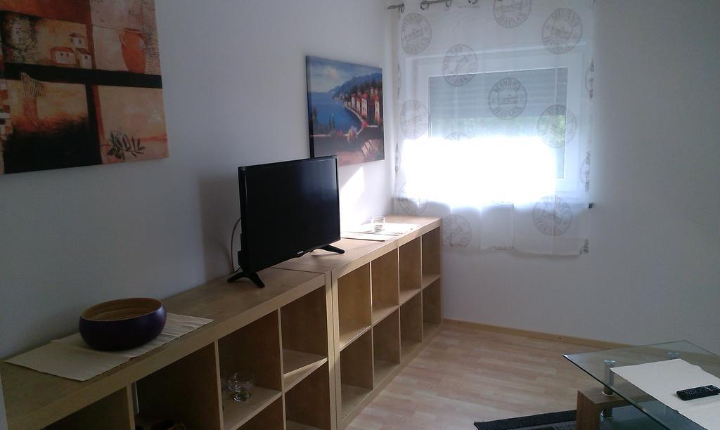 Sarah Klein Aber Fein Apartment Wellesweiler Luaran gambar